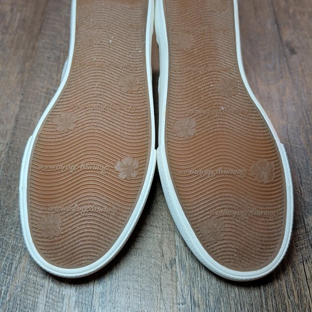 Tommy Bahama Slip On Sneakers Womens 7.5 Blue White Striped Canvas Low Top